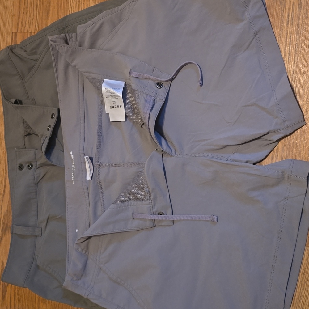 Columbia Omni-Shield Gray Shorts